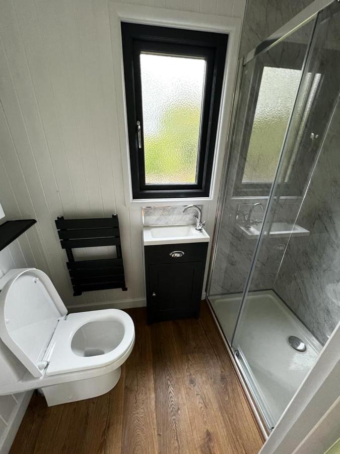 Hettie Luxury Shepherds Hut Semley 외부 사진